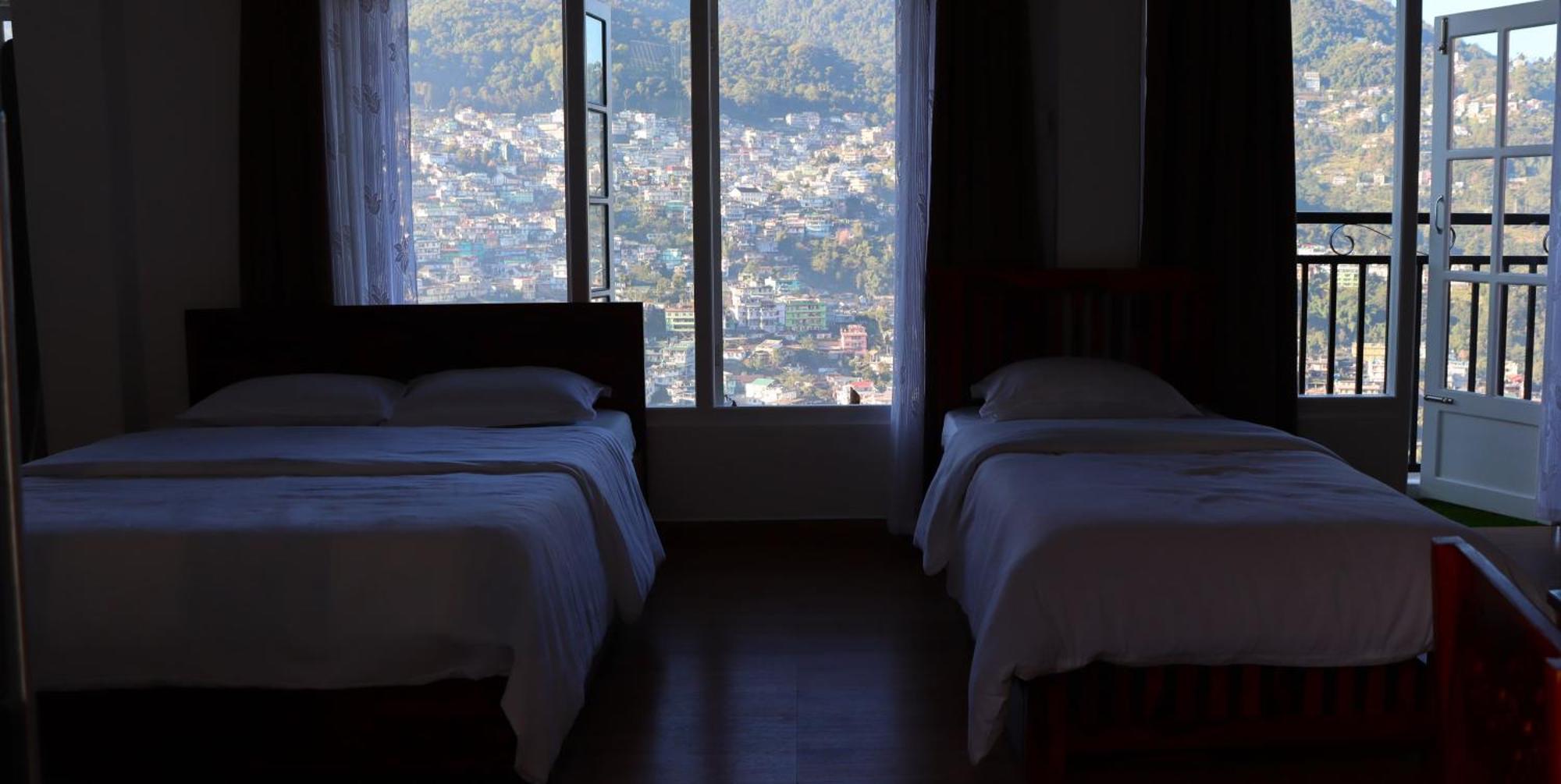 Edelweiss Hotell Kohima Eksteriør bilde